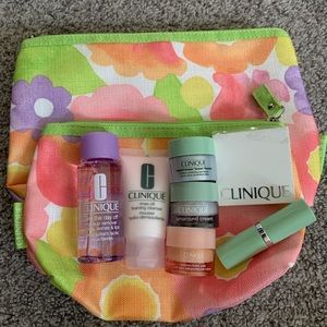 Clinique bag gift set